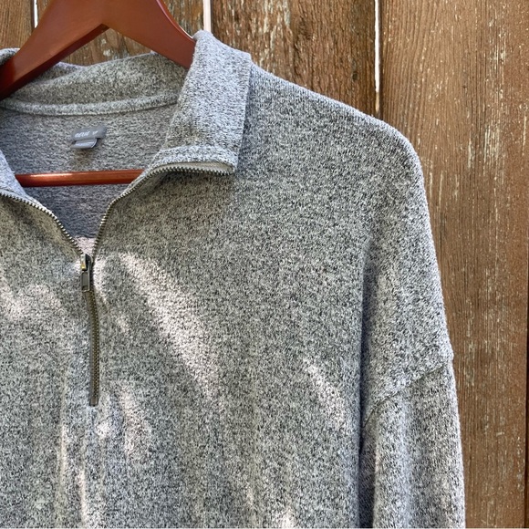AERIE Women’s Heather Gray Soft 1/4 Zip Sweater Sweatshirt Size Small - Picture 4 of 9